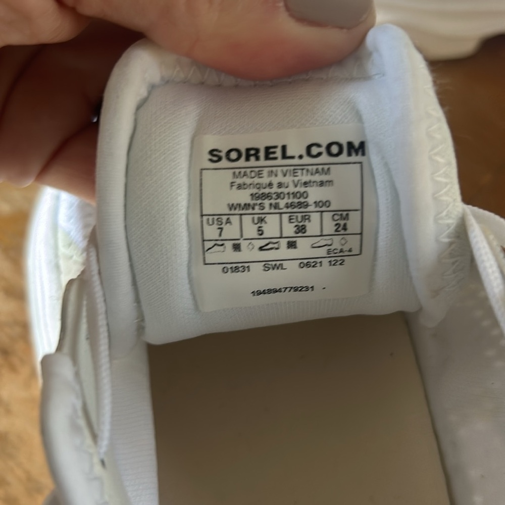 NWT sorel sneakers!! - Picture 3 of 3